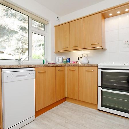 Harbour Apartment At 6 Dolphin Court With Parking ブリックハム エクステリア 写真